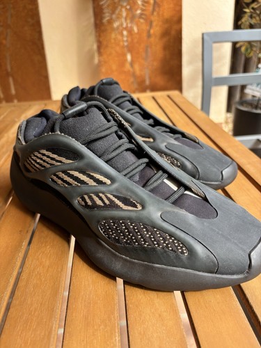 Adidas yeezy 700 marrone - adidas,
