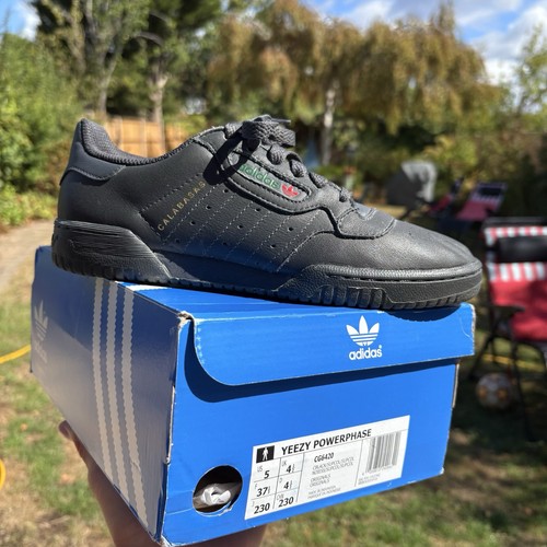 Adidas yeezy powerphase - adidas,
