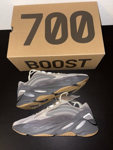 Adidas yeezy boost 700 - adidas,