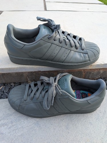 Adidas originals pharrell - originals,